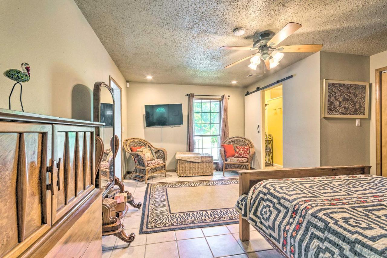 Lakefront Hot Springs Home With Updated Deck And Dock! 외부 사진