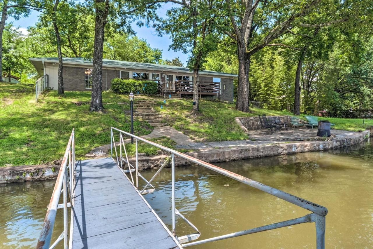 Lakefront Hot Springs Home With Updated Deck And Dock! 외부 사진