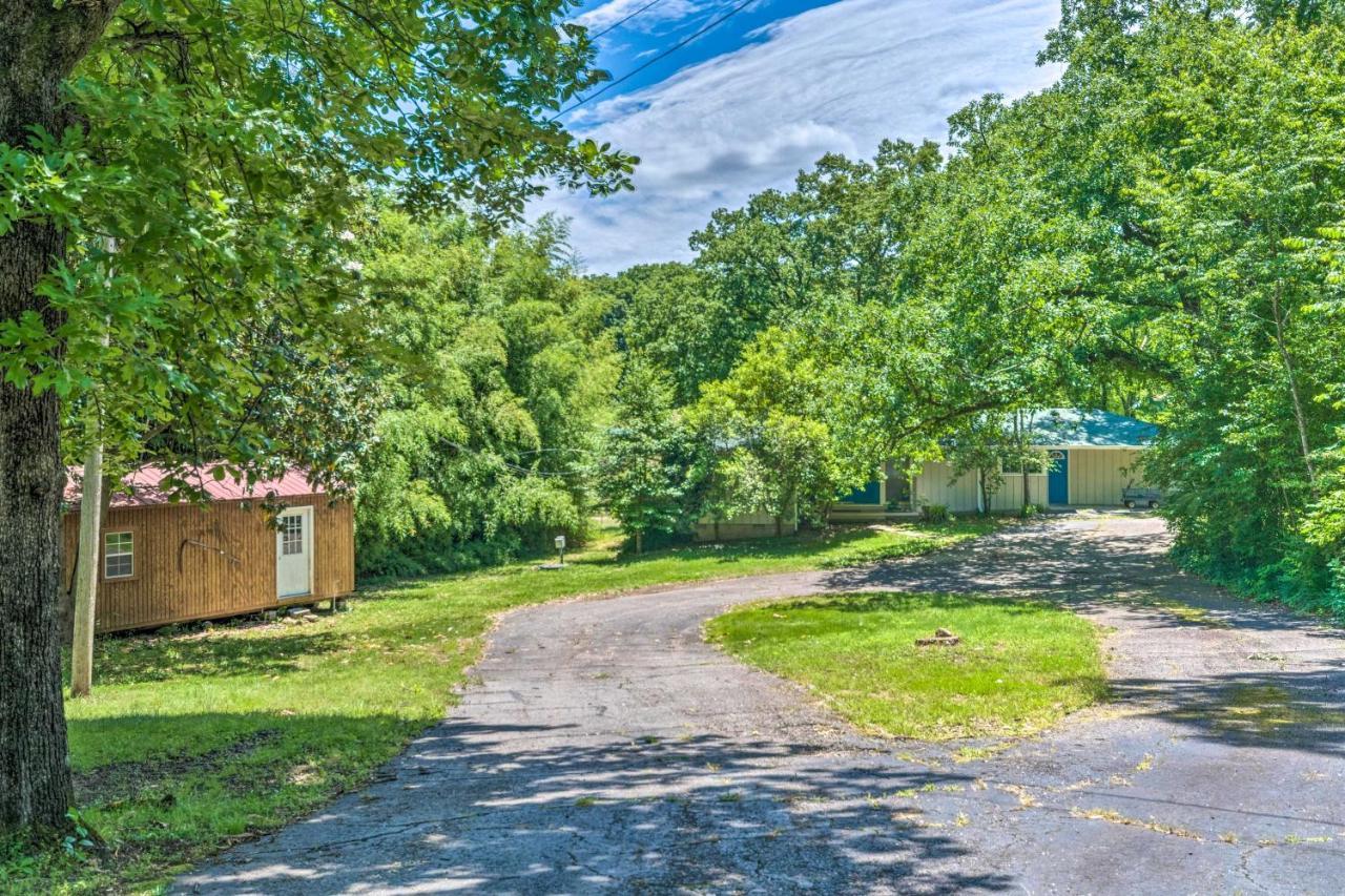 Lakefront Hot Springs Home With Updated Deck And Dock! 외부 사진
